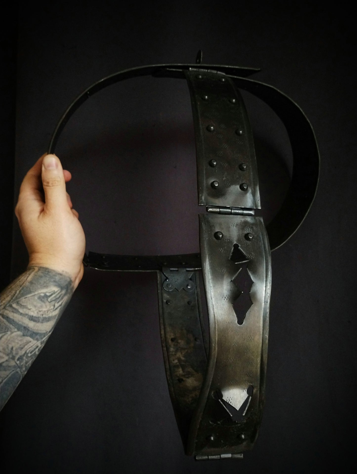 Chastity belt in steel for woman