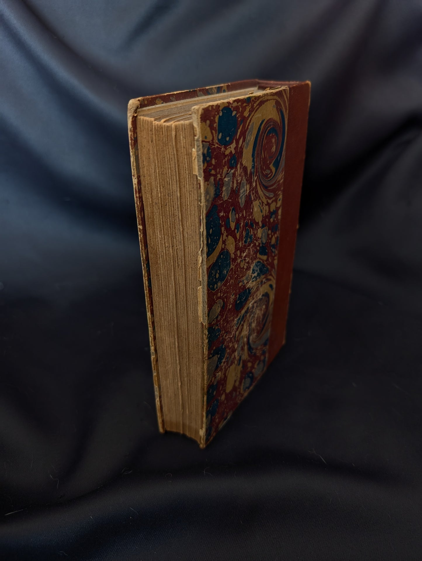 " La Guillotine" et les exécuteurs des arrêts criminels, G. Lenotre édition 1906 de la bibliothèque de la Cour de Cassation de Paris.