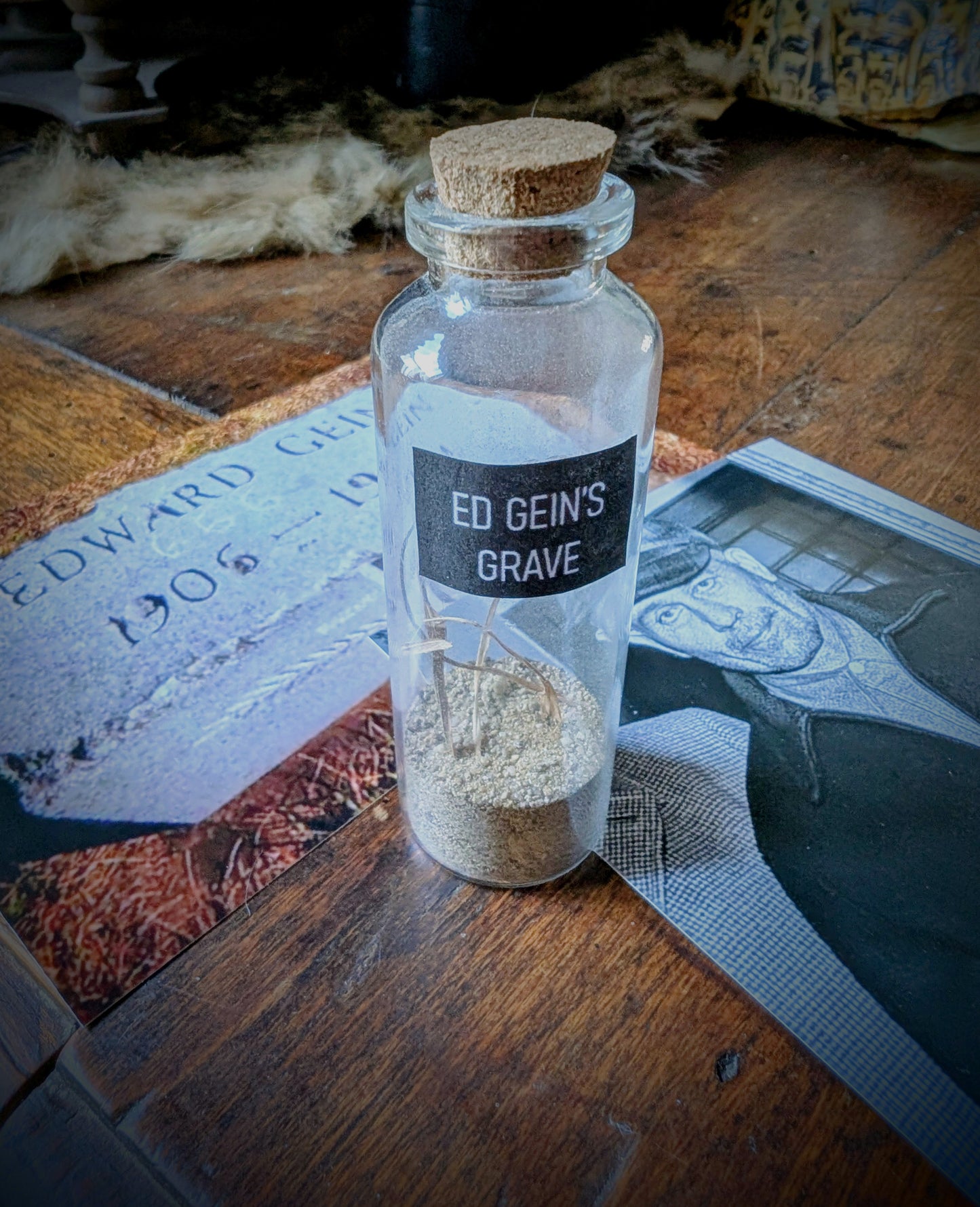Dirt from ED GEIN's grave with photos
