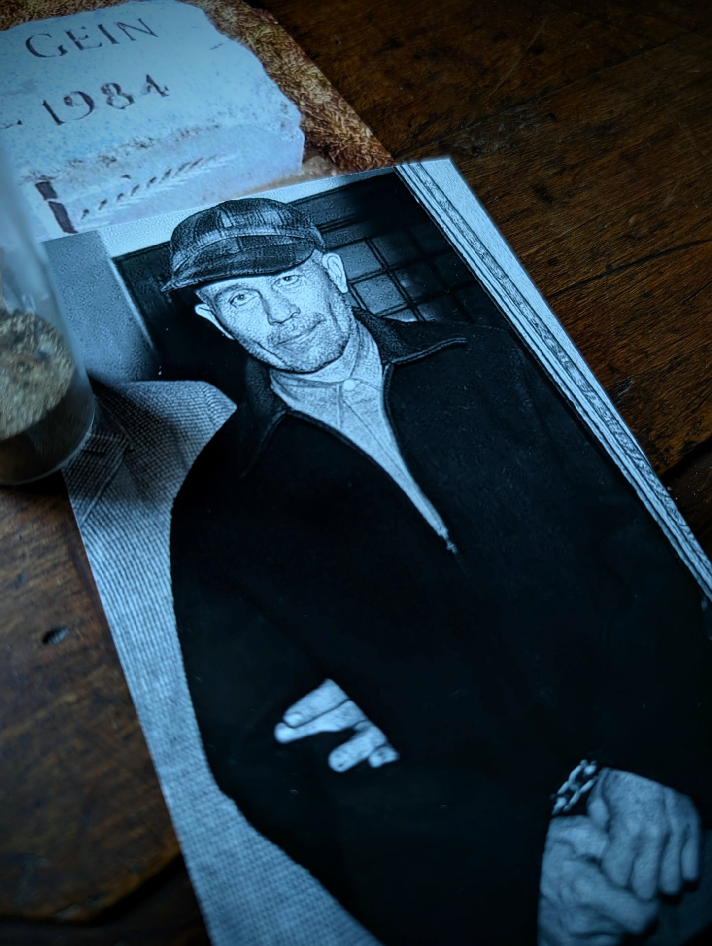 Dirt from ED GEIN's grave with photos