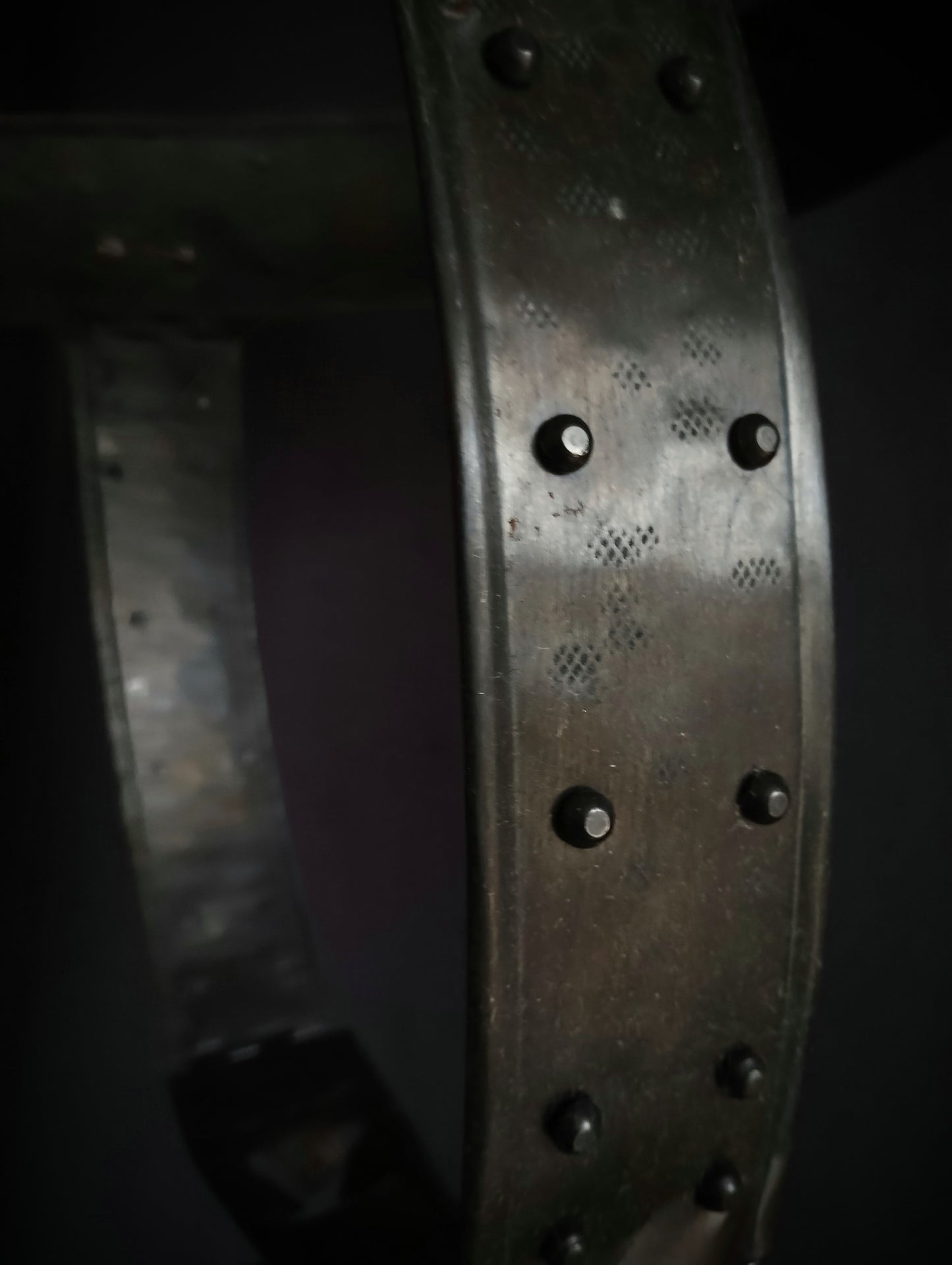 Chastity belt in steel for woman