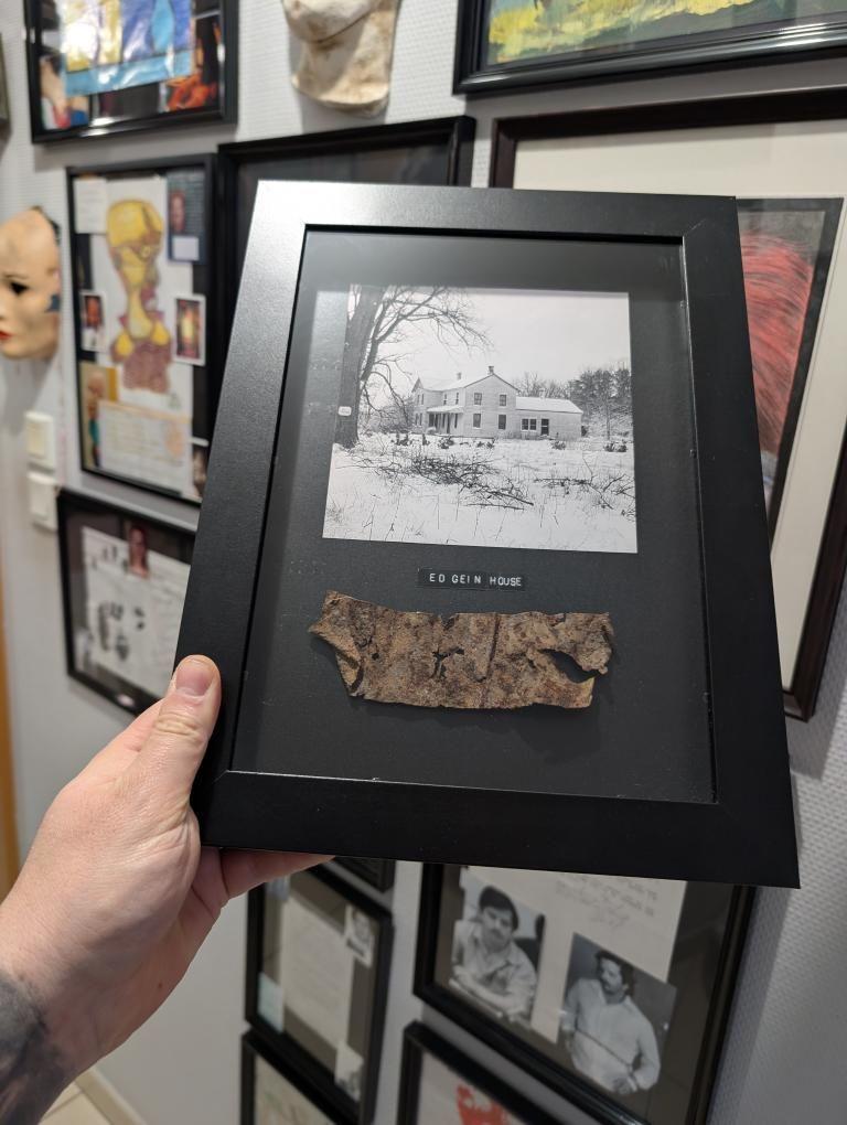 Ed Gein frame RESERVED for Caesir (with COA)