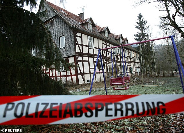 Real Cannibal Plate owned by Armin Meiwes