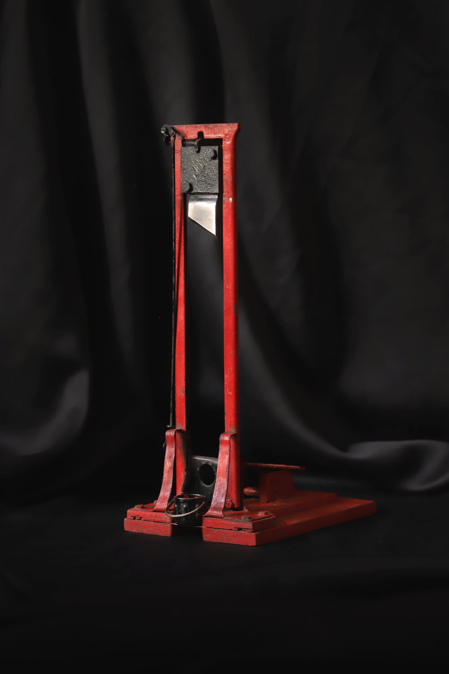 Antique Guillotine in metal from the 1950's rare !