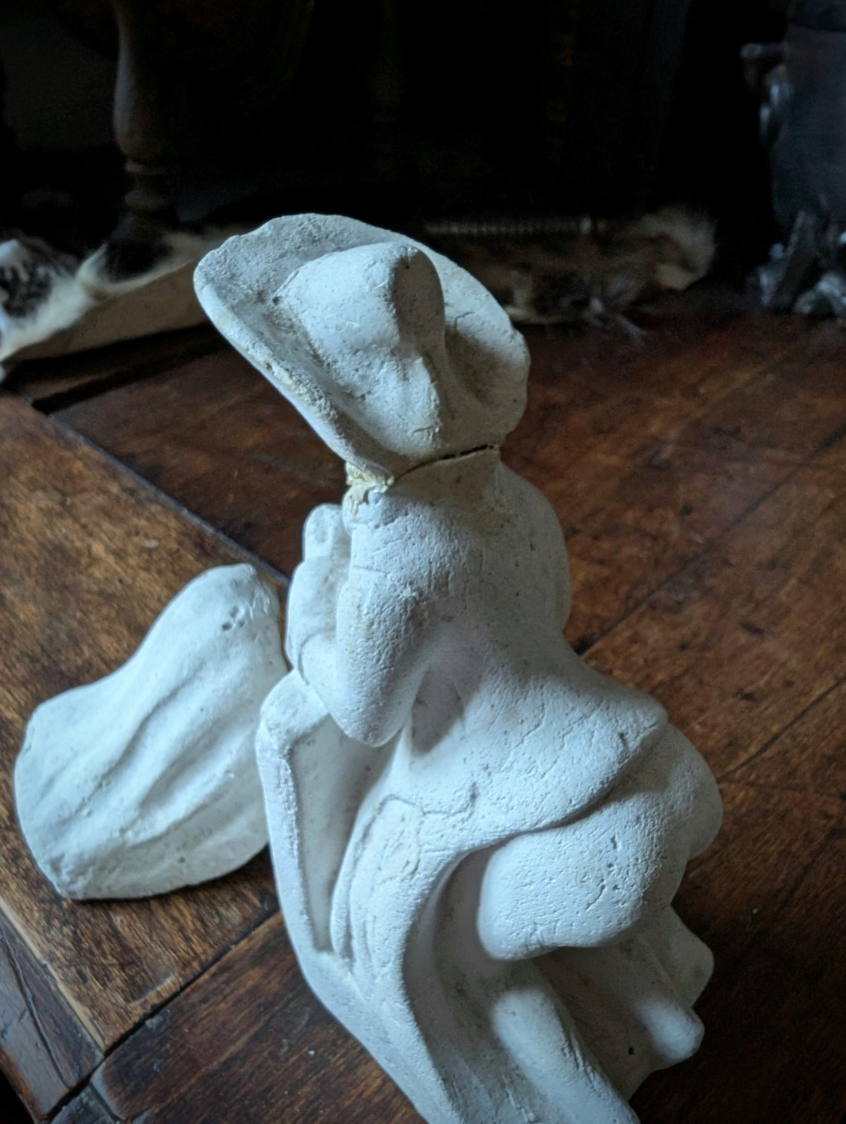 Curiosia figure "Amen"