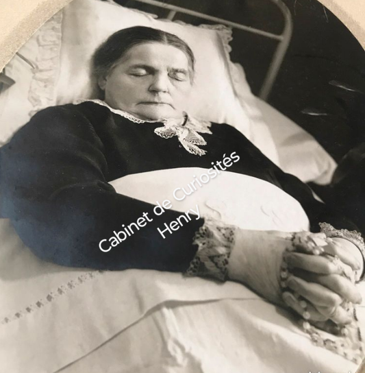 Old Post Mortem Photo in card 18x24cm