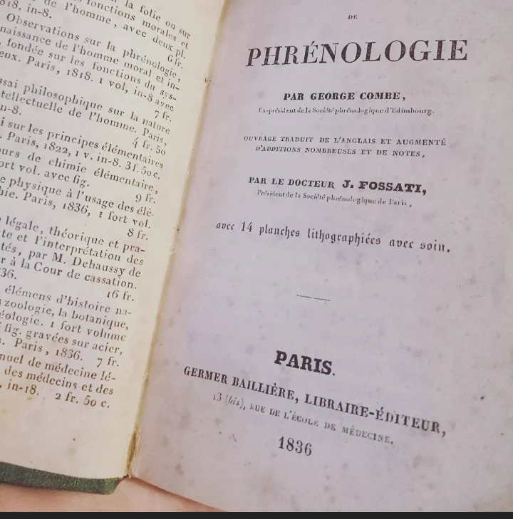 Ancien livre de Phrénologie de 1836