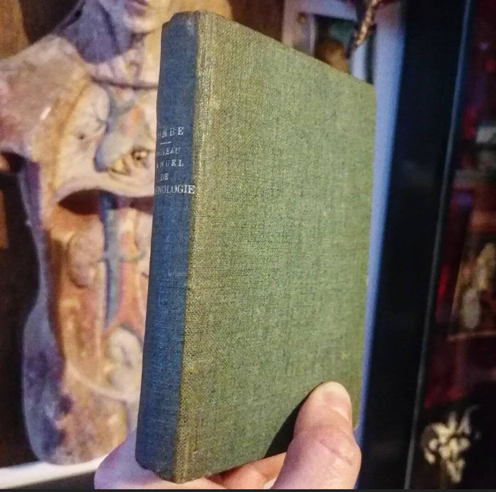 Ancien livre de Phrénologie de 1836