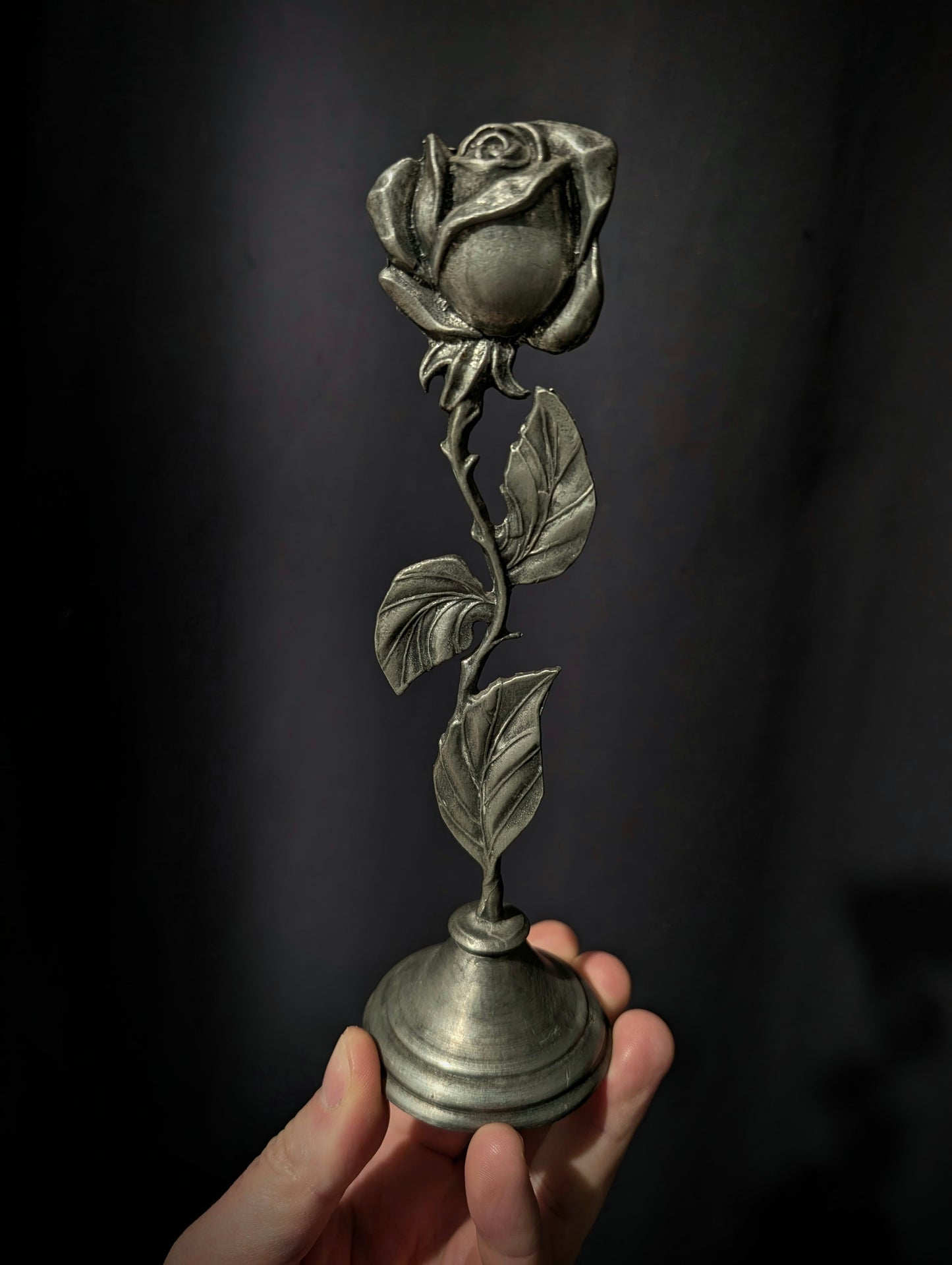 Romantic Rose (in pewter)