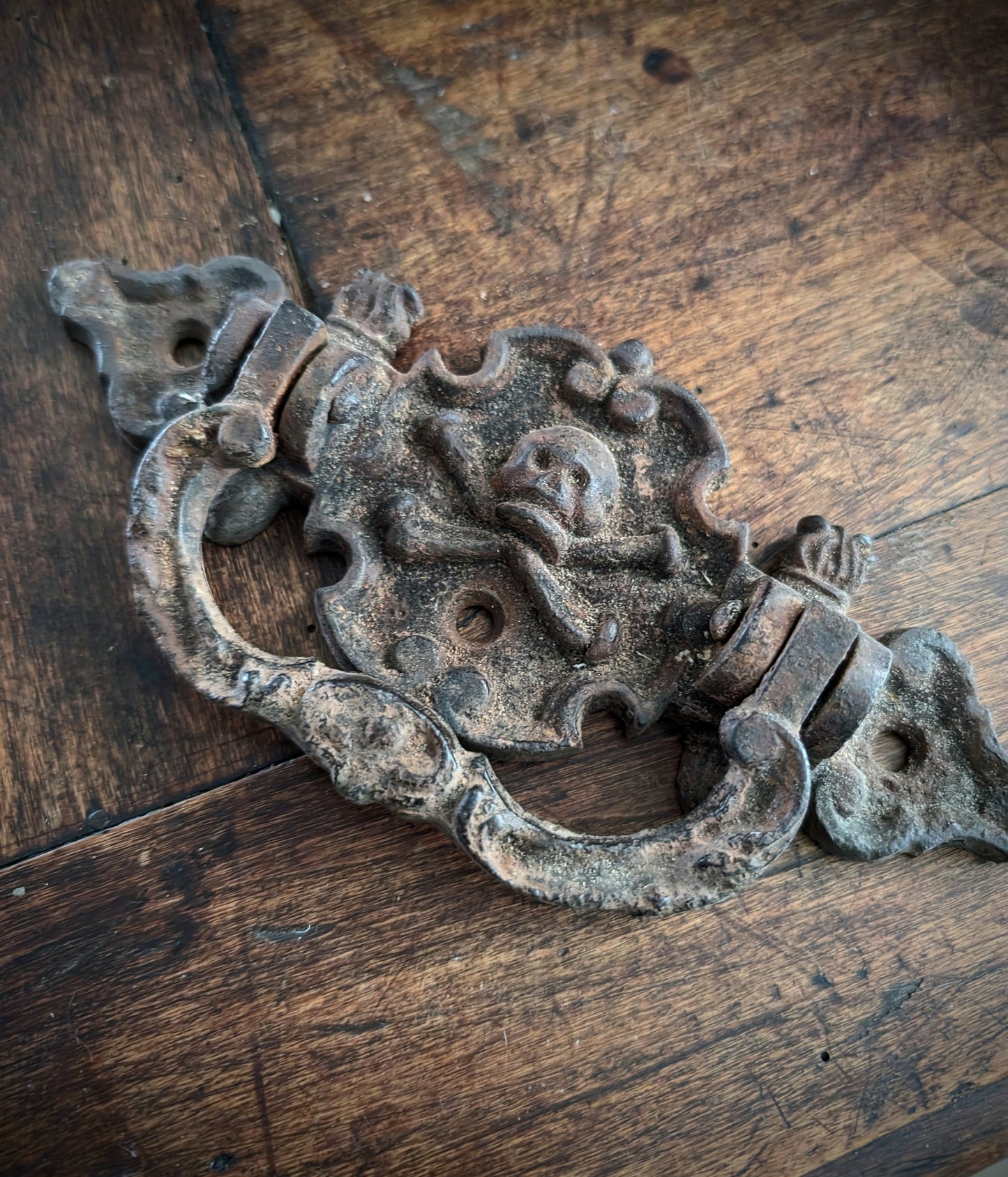 Old coffin handle with Memento Mori from the 19th century