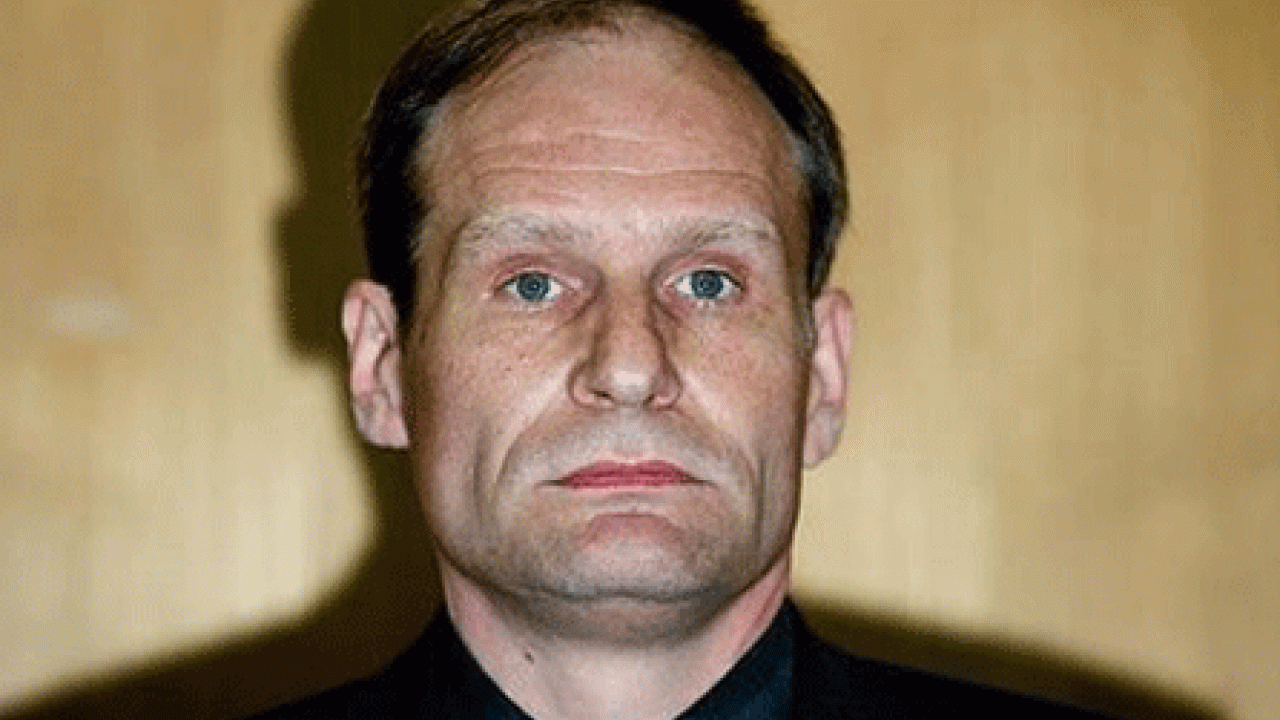 Real Cannibal Plate owned by Armin Meiwes