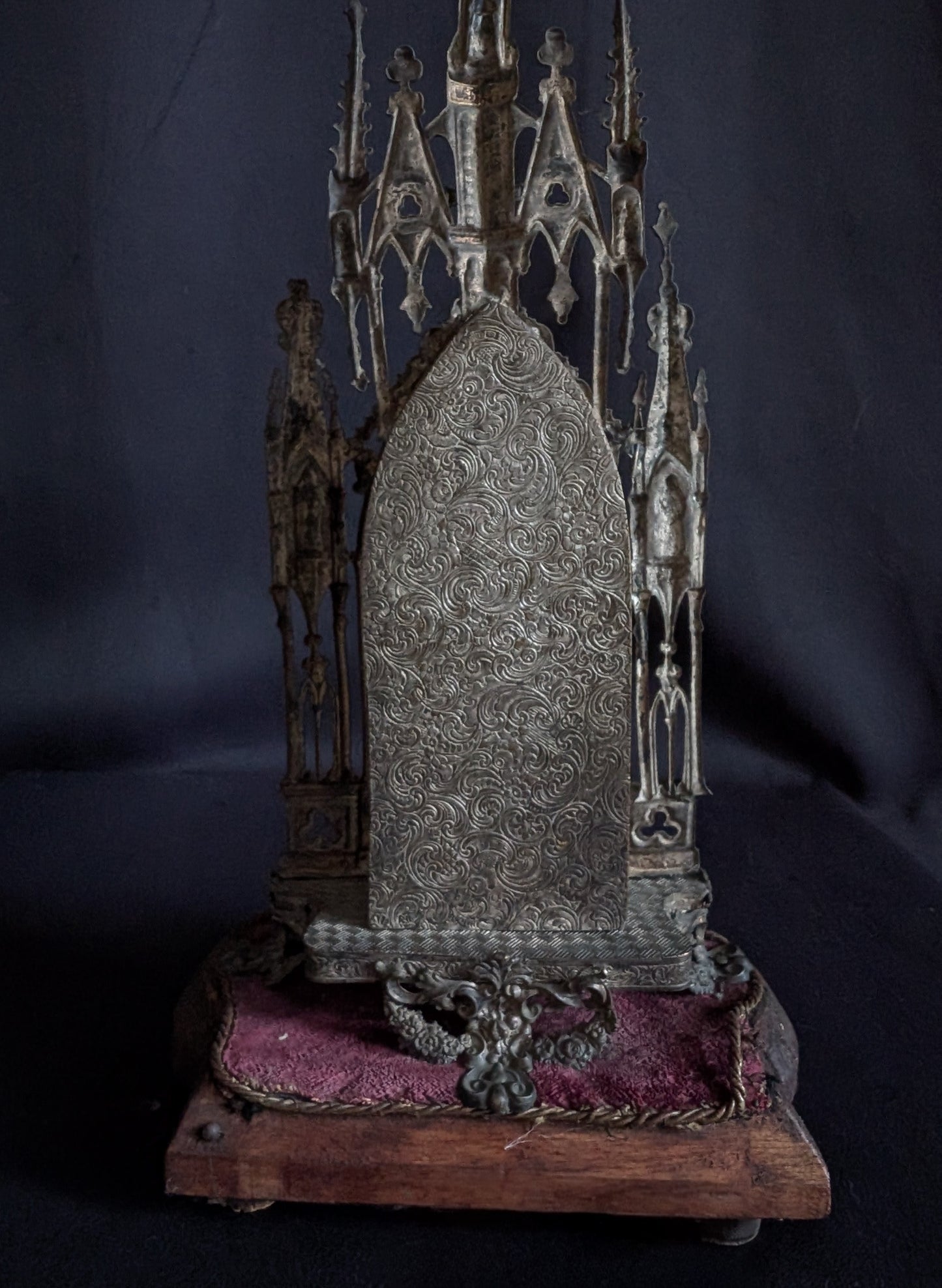 Antique 19th-century gothic prayer oratory
