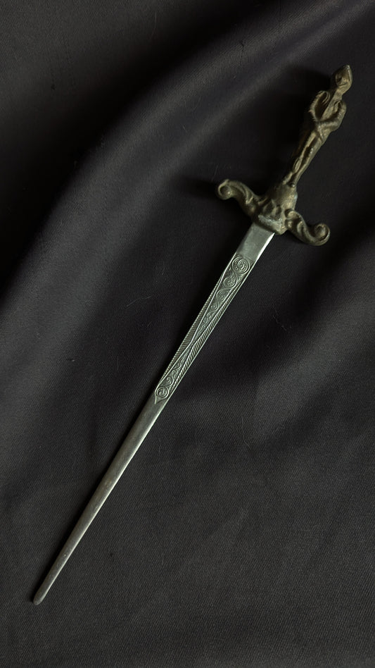 Letter opener dagger with knight