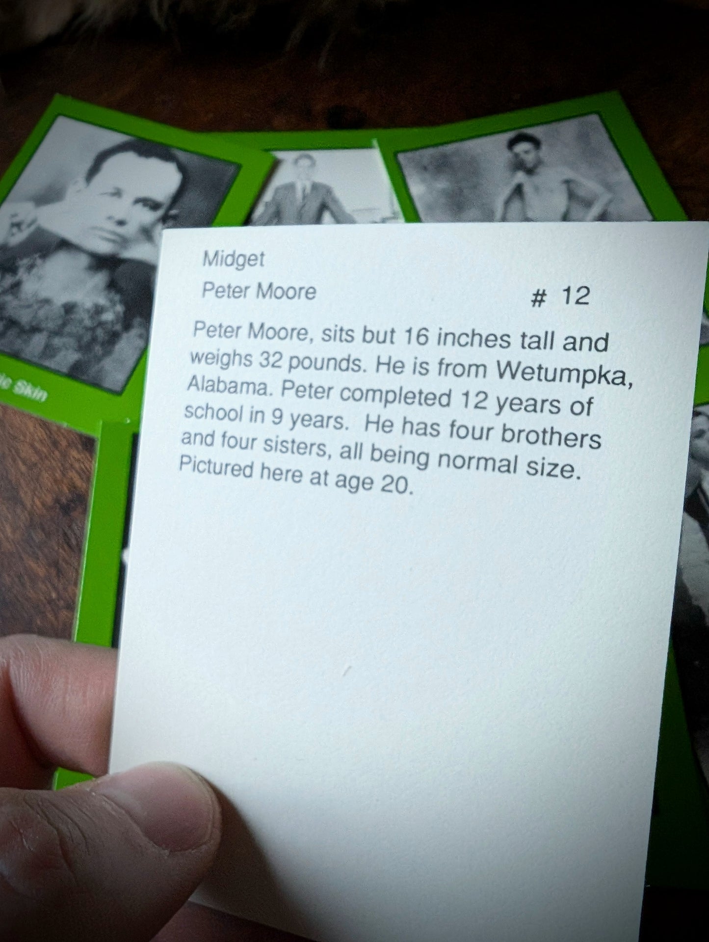 “Human Freaks and Oddities” card box (series 2) from 1991, USA