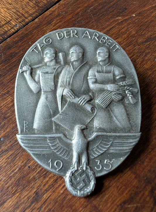 Tag Der Arbeit 1935 badge (Third Reich)
