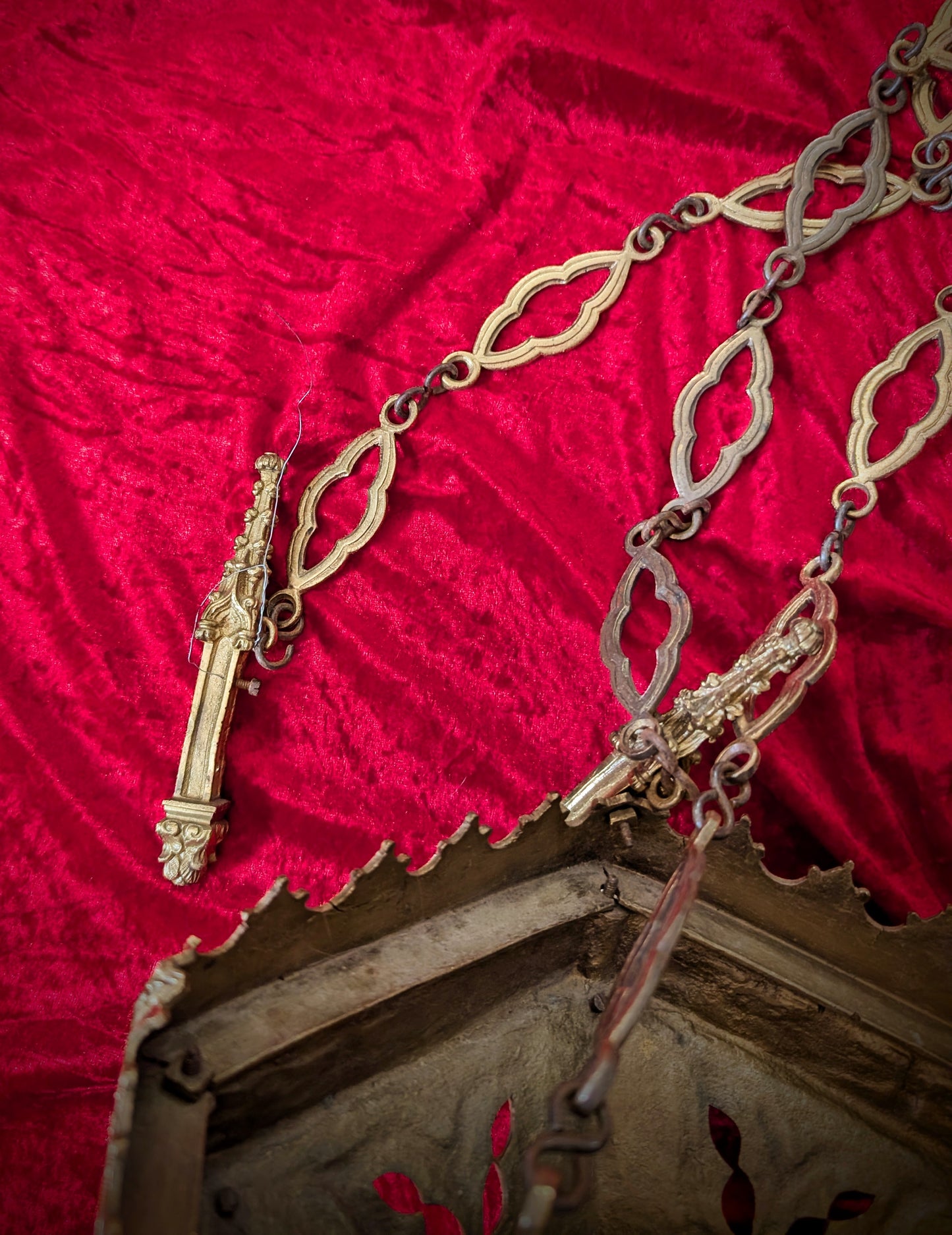 Antique Neo-Gothic Church Chandelier, featuring elaborate Gothic Revival ornamentation. (Valued at €800, but in its current condition, €450)