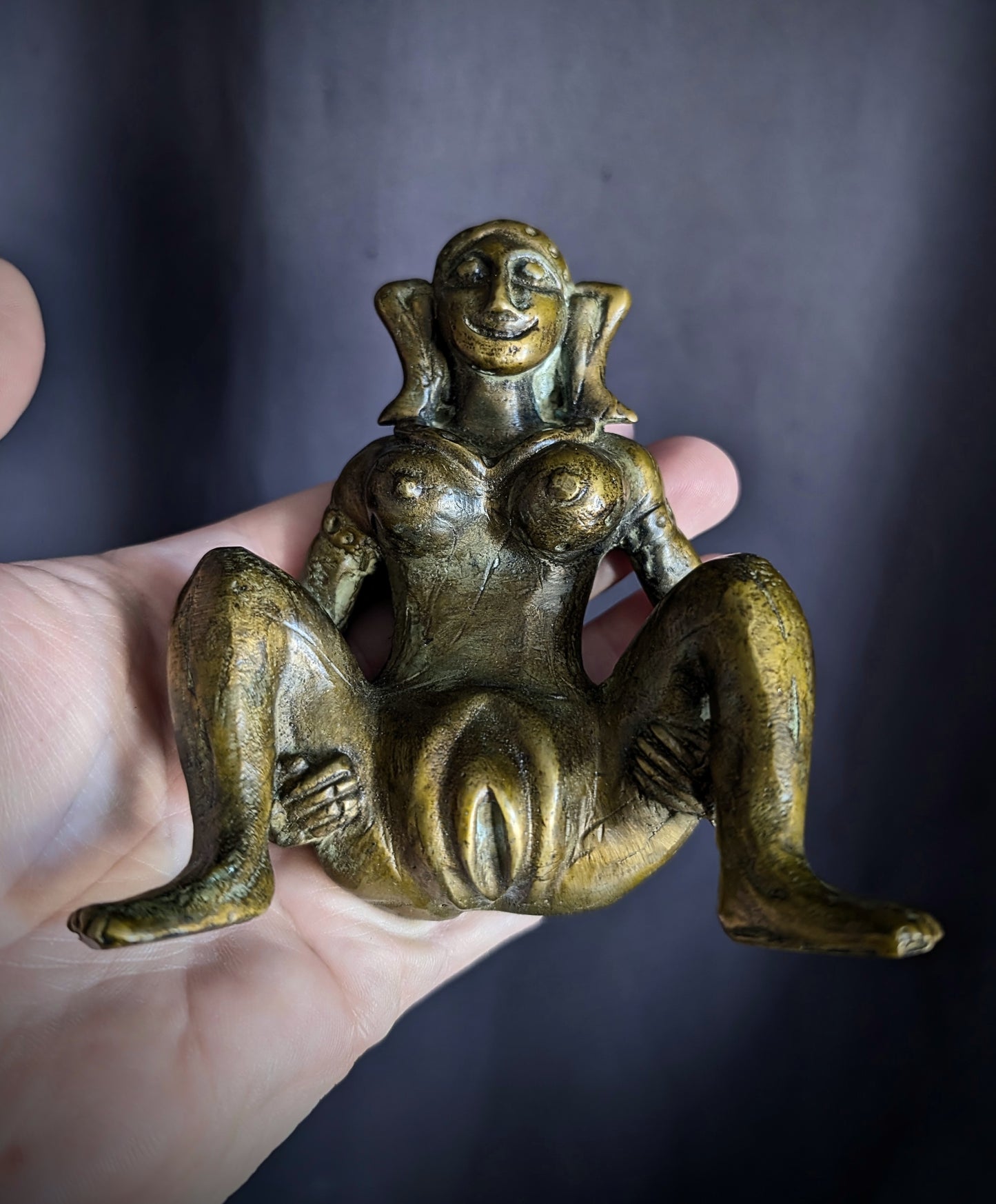 Antique bronze Buddhist altar statue for fertility