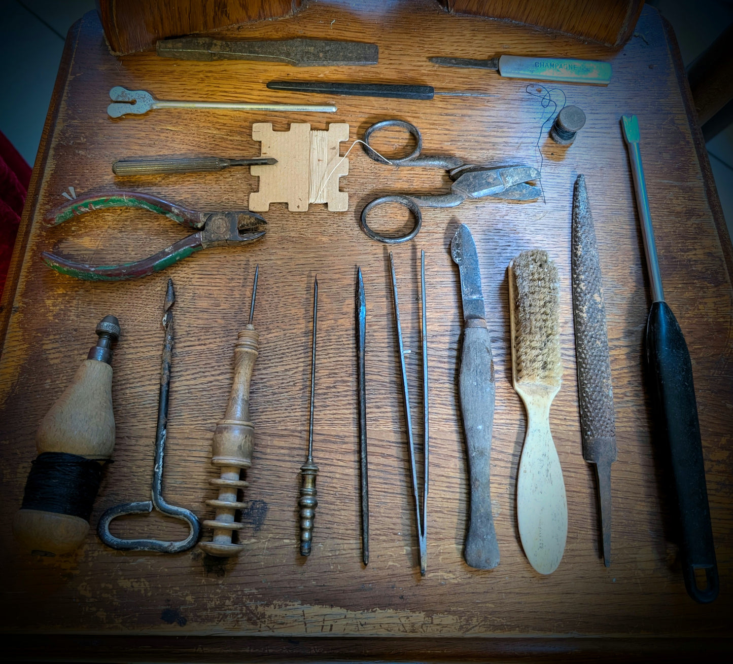 Set of antique Taxidermist tools from the 1970s (Set #1)