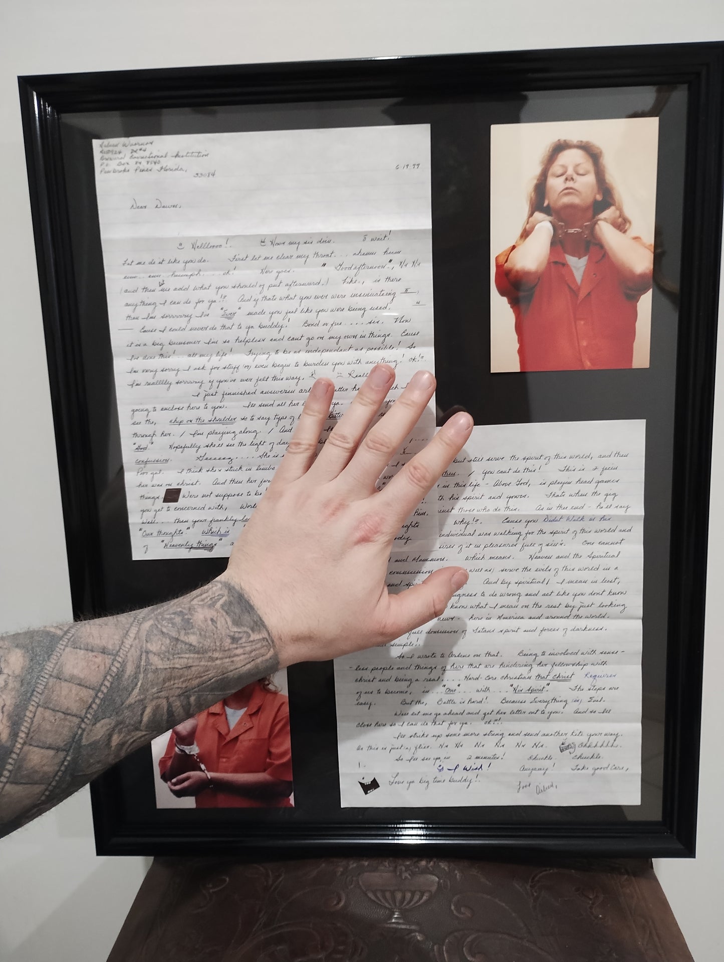 Letter of Aileen Wuornos 2 pages signed 1999 framed