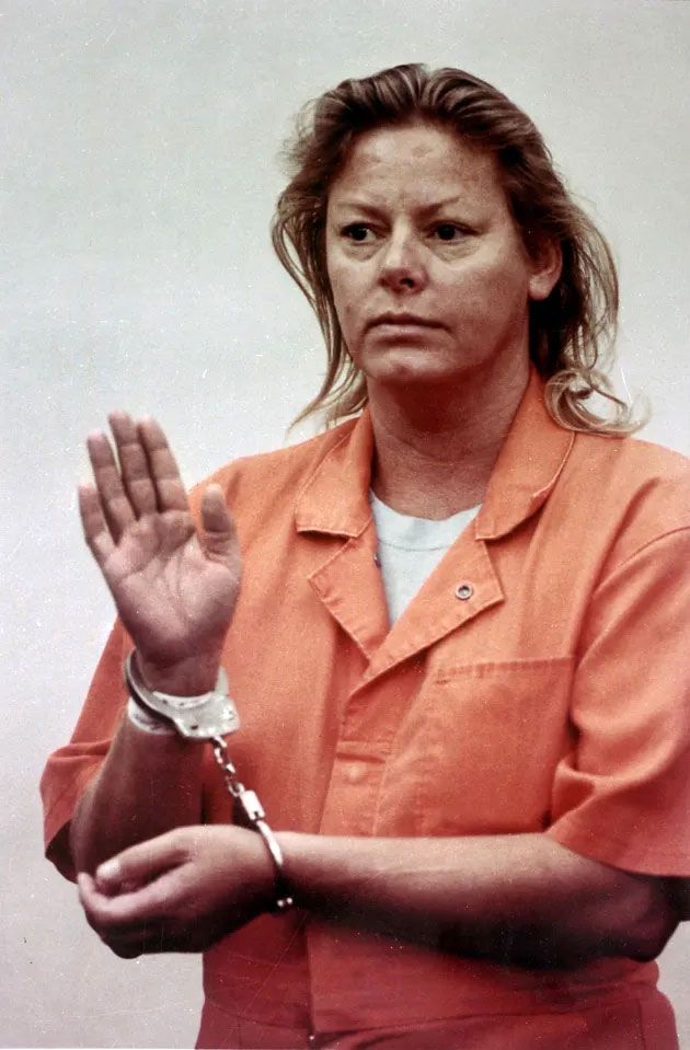 Authentic letter written by the serial killer Aileen Wuornos in 1999 (6 pages!)