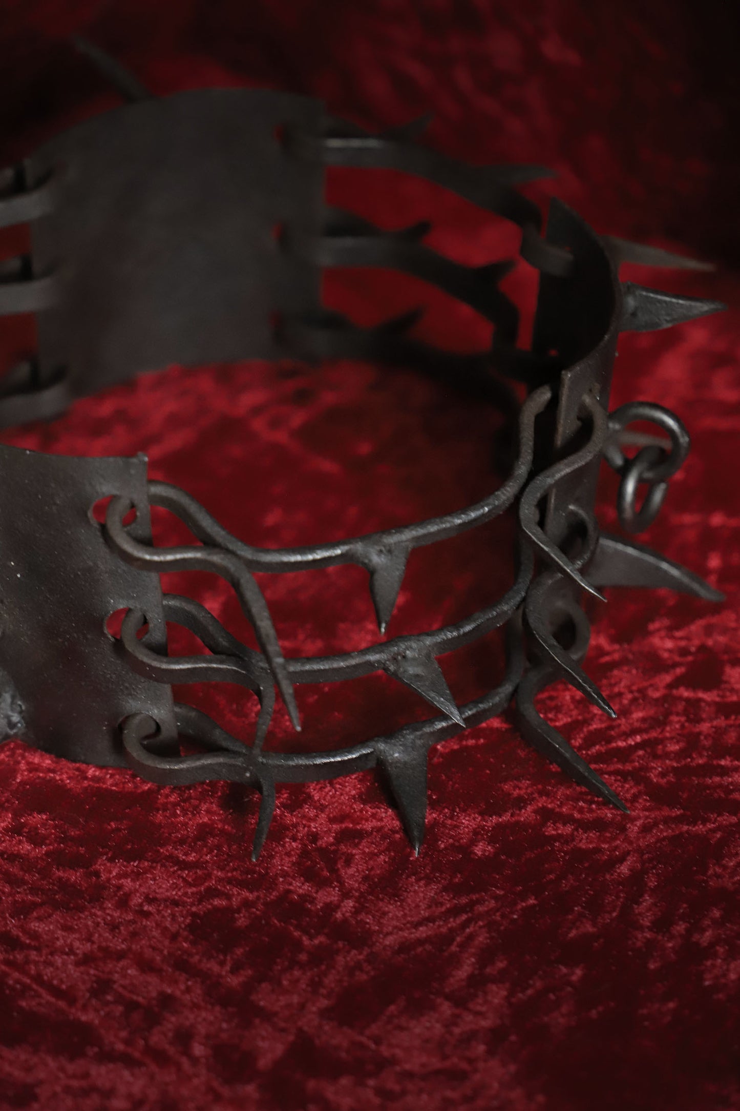 Antique Anti Wolf Iron collar for dogs (forged between 1750/1780)